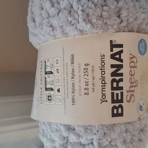 YARNSPIRATIONS BERNAT SHEEPY YARN